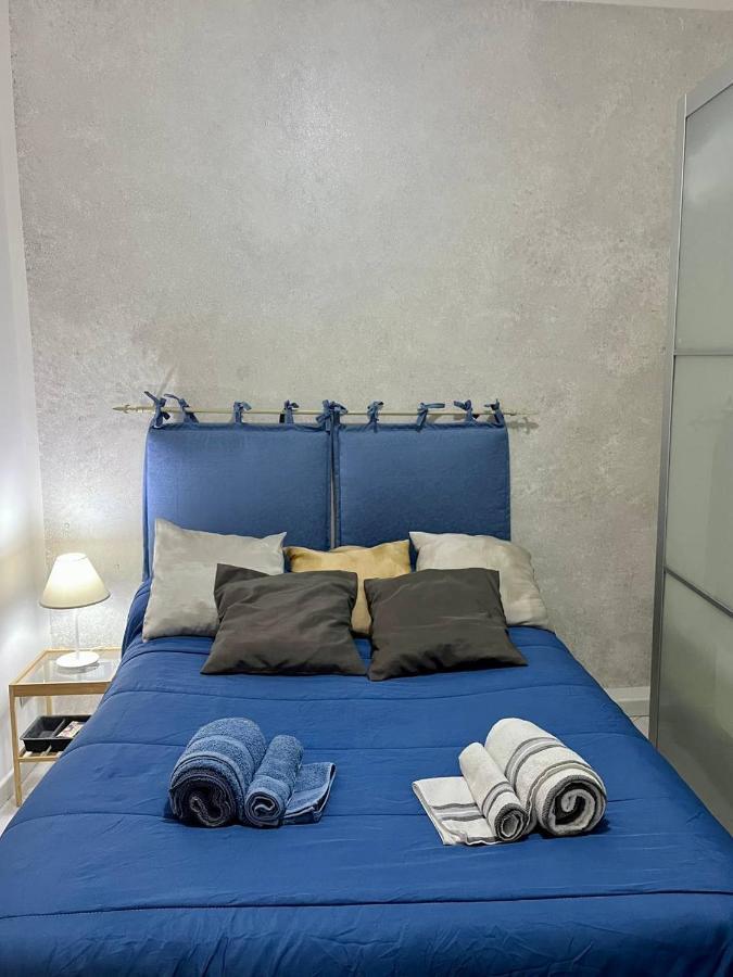 Vomero House With Free Parking 410 Cm Napels Buitenkant foto